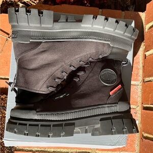 🆕. Palladium Revolt Black Ankle Boots